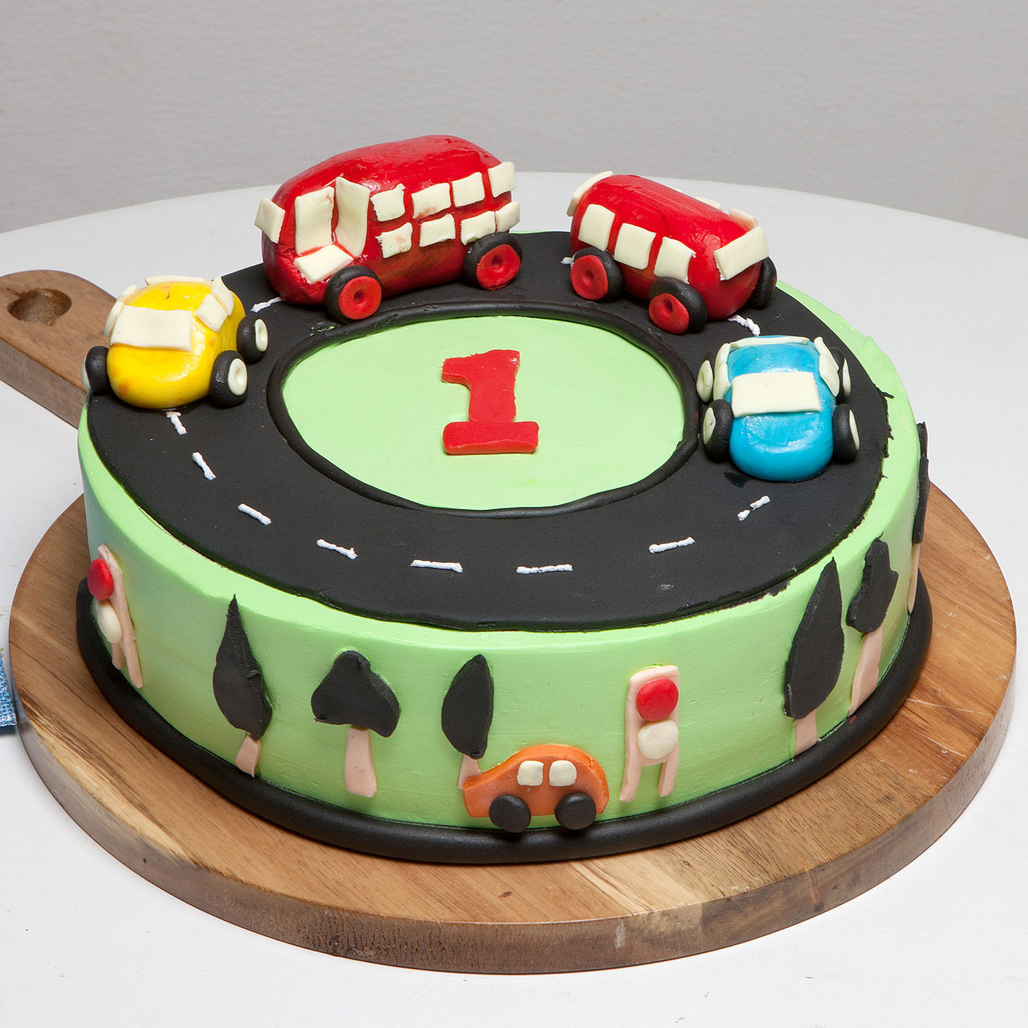 🏎️ Race car themed chocolate butter number cake for Hugo! 🏁 We hope you  had a great 6th birthday!⁠ ⁠ Our number cakes are gre... | Instagram